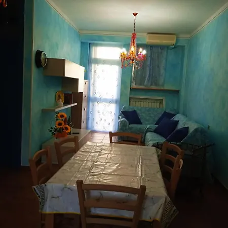 Casa Leonida Дом отдыха Каррара