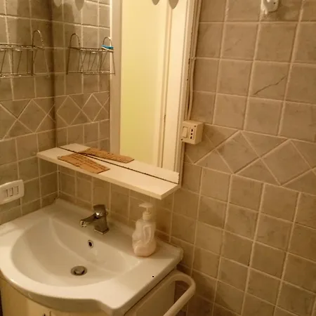 Casa Leonida بيت للعطل كارارا